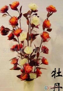 批發(fā)干花的專(zhuān)業(yè)指南 牡丹、玫瑰與金達(dá)萊的魅力